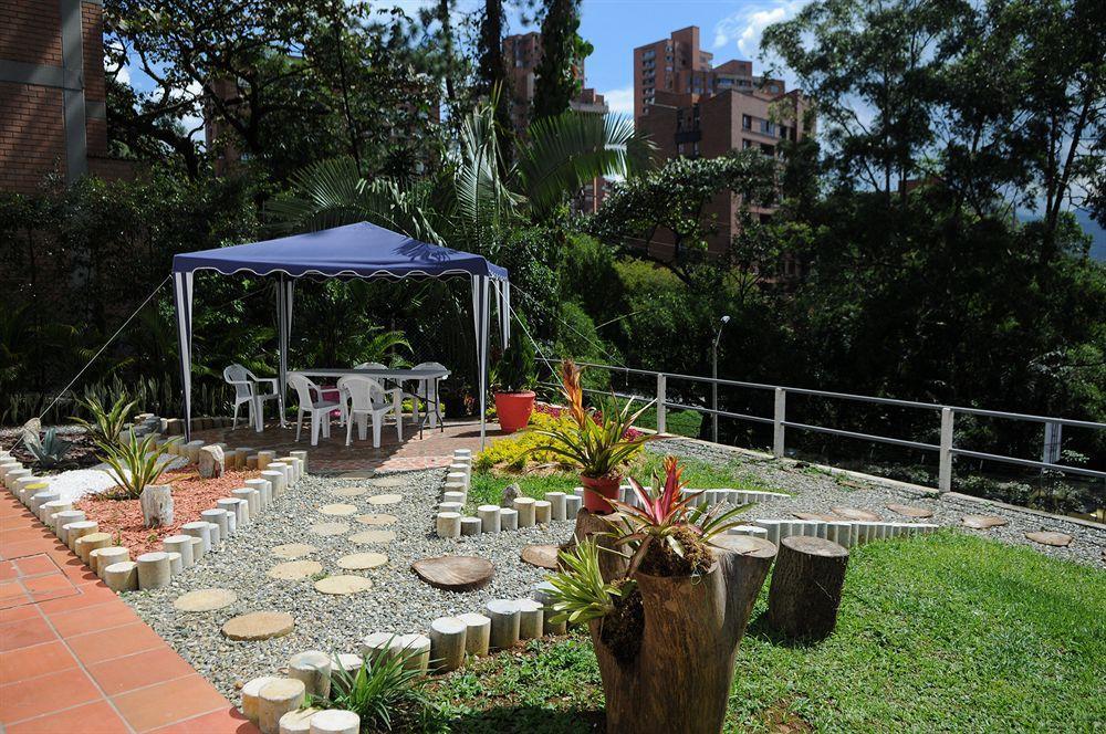 Las Rosas Hotel Boutique Medellin Exterior photo