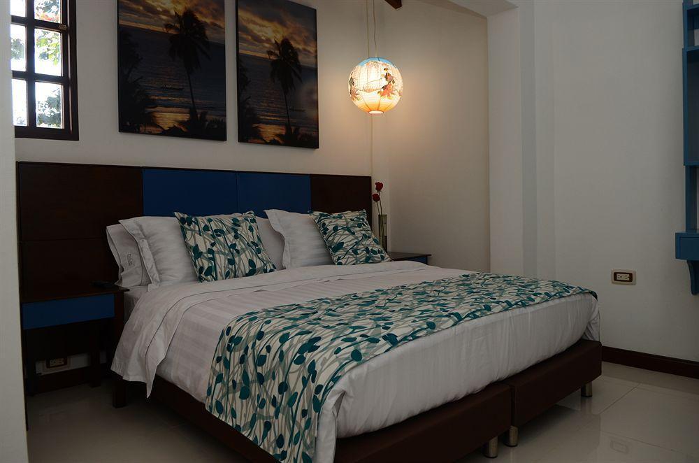 Las Rosas Hotel Boutique Medellin Exterior photo