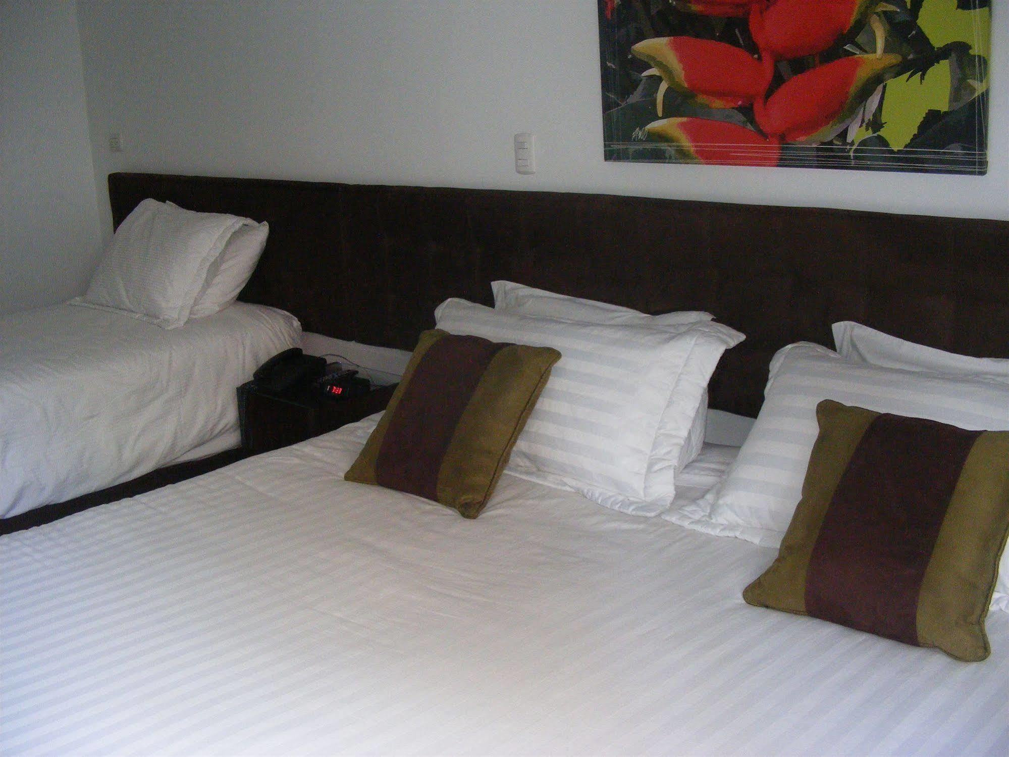 Las Rosas Hotel Boutique Medellin Exterior photo