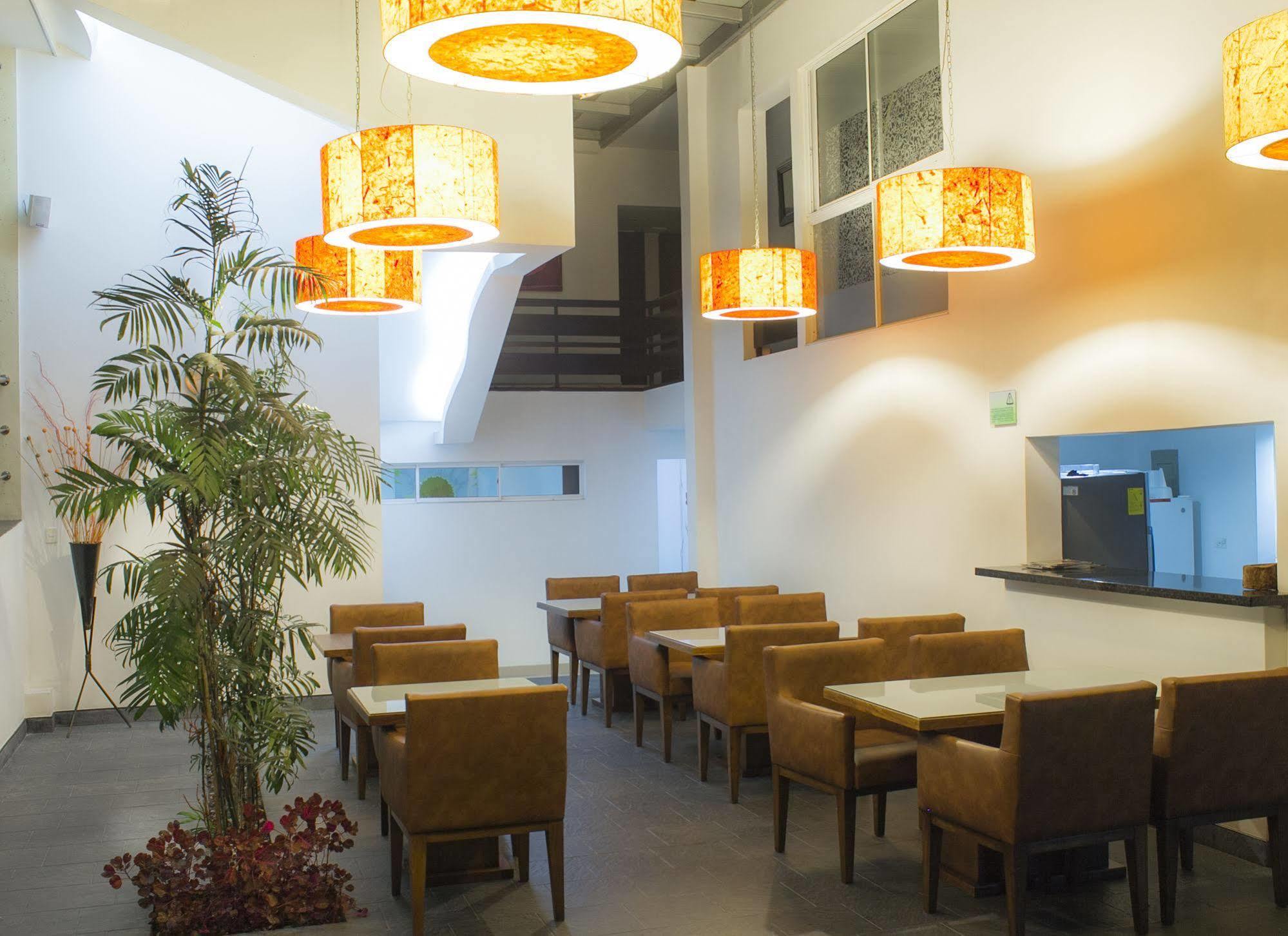 Las Rosas Hotel Boutique Medellin Exterior photo